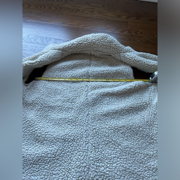 The north face reversible vest - Picture 6 of 11